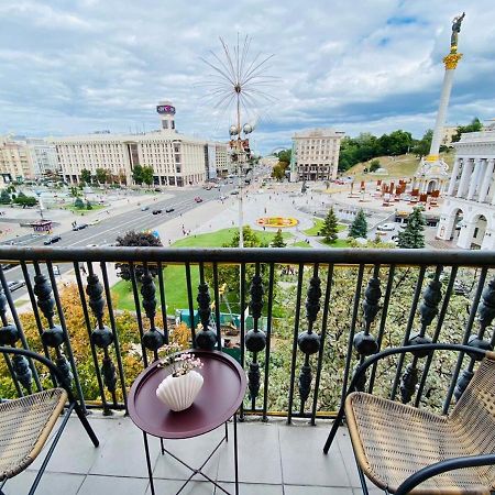Ferienwohnung Amazing View Of Independence Square Kiew Exterior foto
