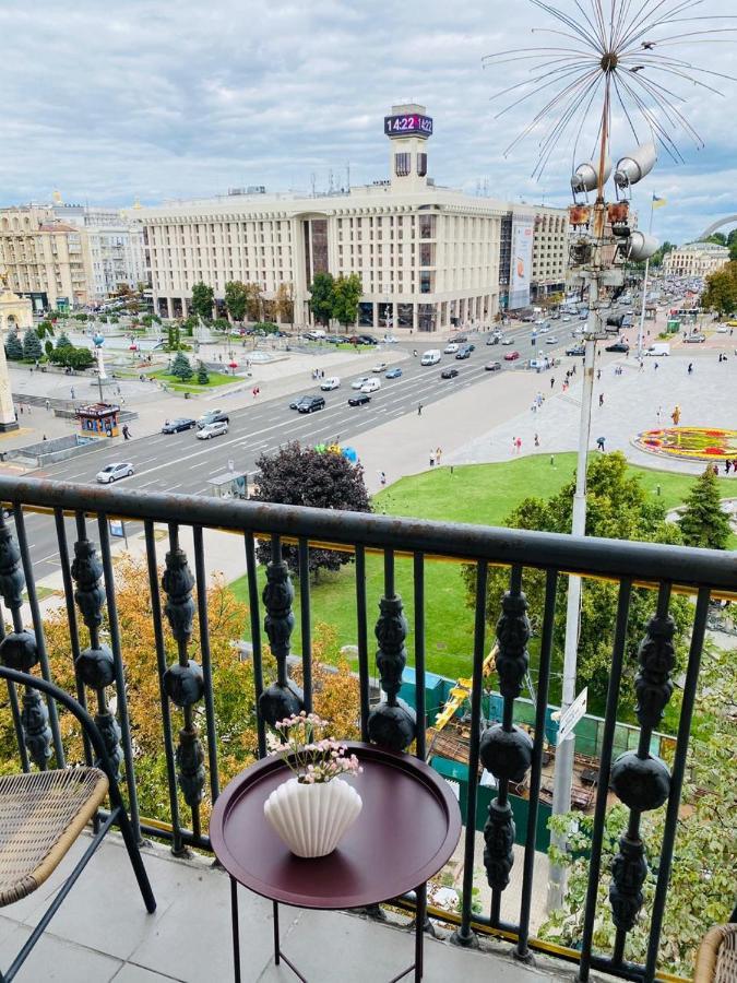 Ferienwohnung Amazing View Of Independence Square Kiew Exterior foto